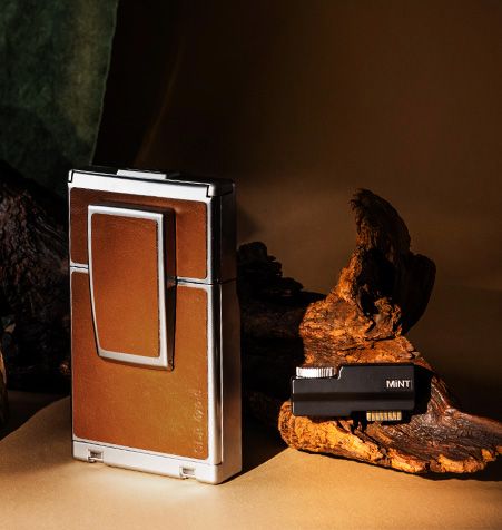 Polaroid 670-s i-Type Brązowy - Twórz Niezapomniane Chwile z Klasą