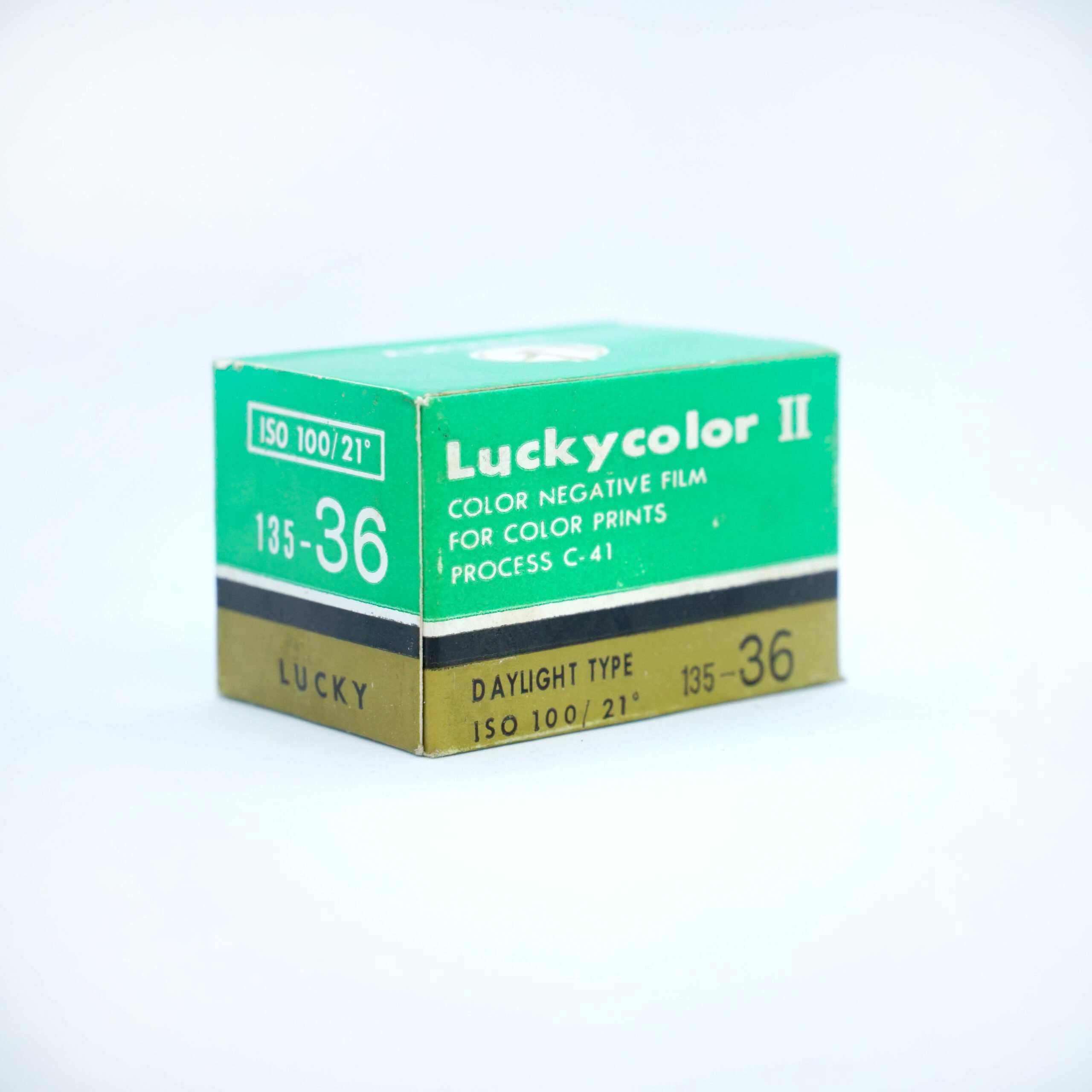 Film Lucky color II ISO 100 135/36 po terminie
