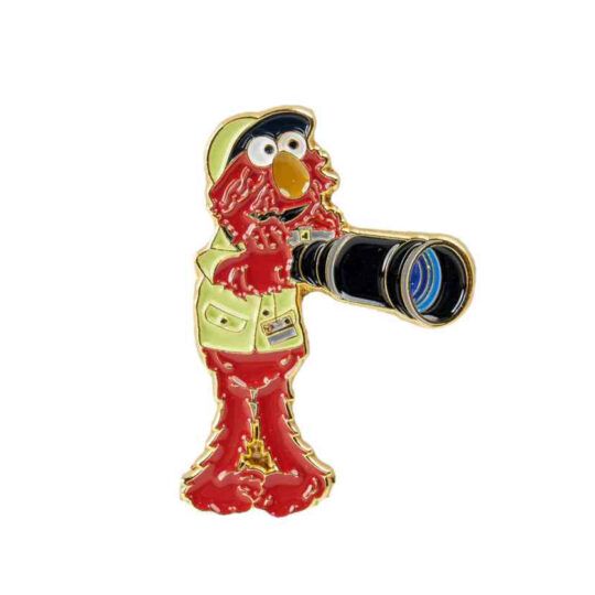 Przypinka Elmo with Film Camera